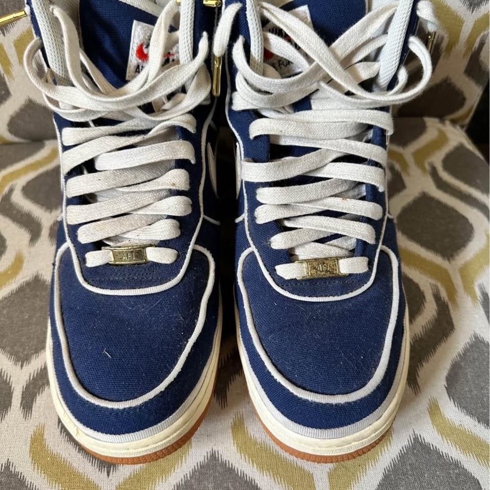 Nike Nike Air Force High 07 Lv 8 Blue and White High-Top Sneakers